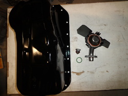 OEM Oil Pan/Oil Pump Pickup to fit Eurovan with 4-Cylinder Gasoline/Diesel Engine. This is a European-Spec item NOT available in the USA and is a must-have if you want to convert your USA-Spec Eurovan to an economical 4-Cylinder Engine